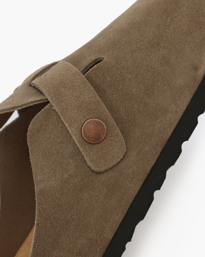 Old Money Suede Clogs — Timeless Style and Plush Comfort